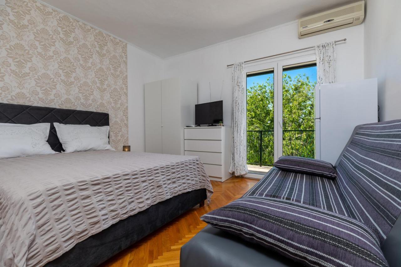 Apartments By The Sea Lokva Rogoznica, Omis - 18638 外观 照片